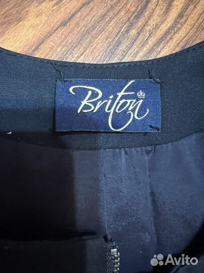 Школьные вещи для девочки 122-128