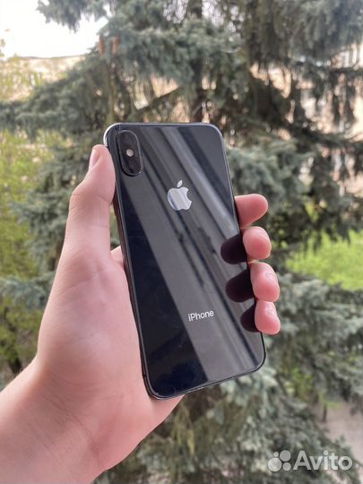 iPhone X, 64 ГБ