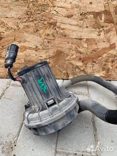 Насос вторичного воздуха Audi A8 D3 2007-2010