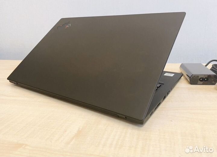 Thinkpad X1 Carbon gen 8