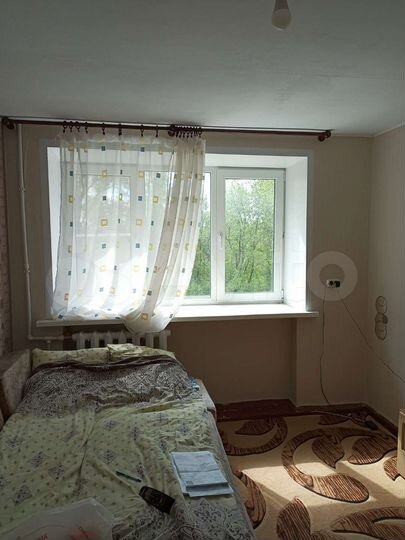 Комната 13 м² в 1-к., 2/4 эт.