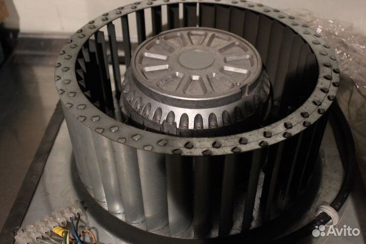 Вентилятор центробежный ebmpapst R4D310-ck03-01