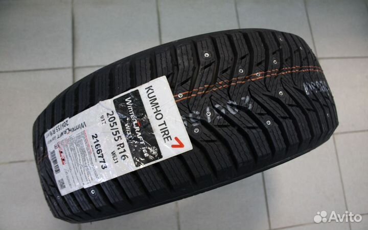 Kumho WinterCraft Ice WI31 205/55 R16 94T