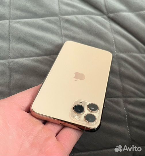 iPhone 11 Pro, 64 ГБ