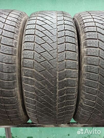 Continental ContiVikingContact 6 225/60 R17 103T