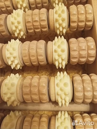 Массажёр для ног и тела