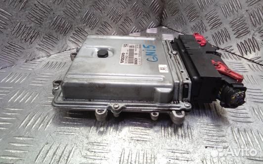 Блок управления двс volvo S80 2 (GNI05PC01)