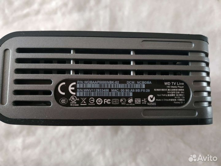 Мультимедийная приставка WD TV live
