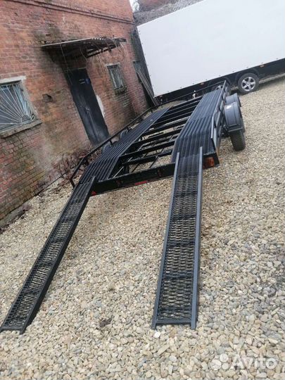 Автоприцеп легковой