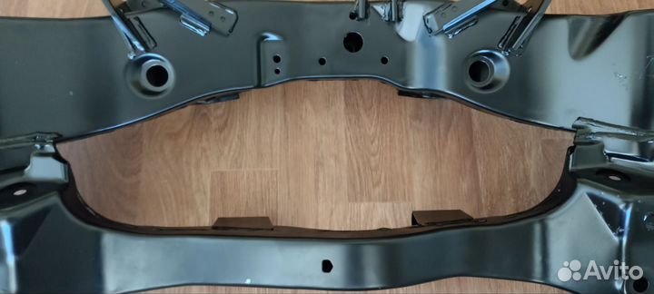 Подрамник Mitsubishi Outlander 1 MR961172