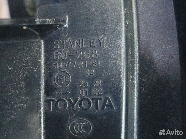 Задний правый фонарь на Прадо 2018