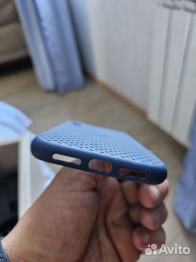 Чехлы для телефонов