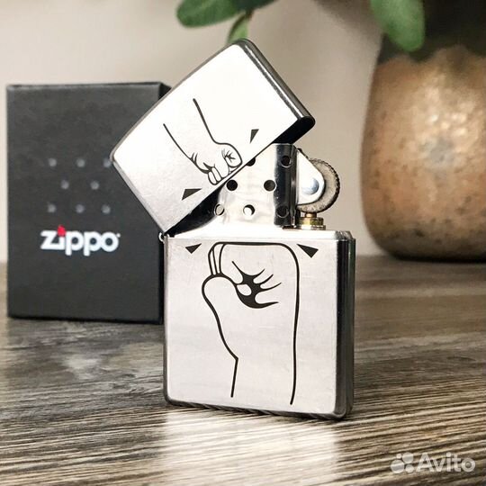 Зажигалка zippo оригинал. с лазерной гравировкой