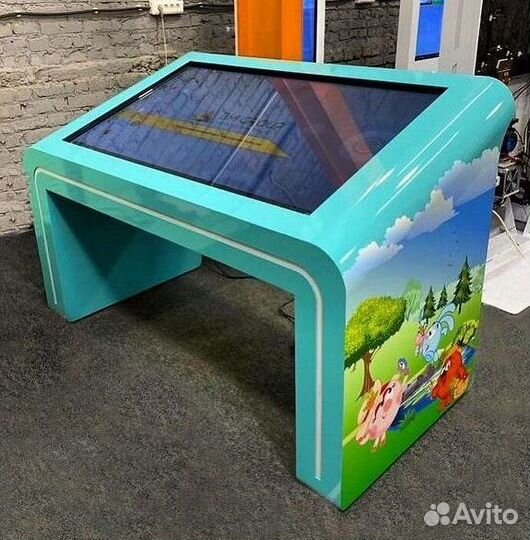 Интерактивный сенсорный стол