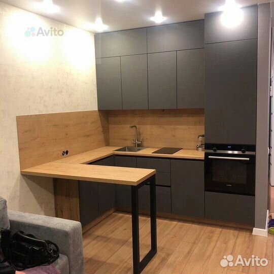Кухонный гарнитур угловой