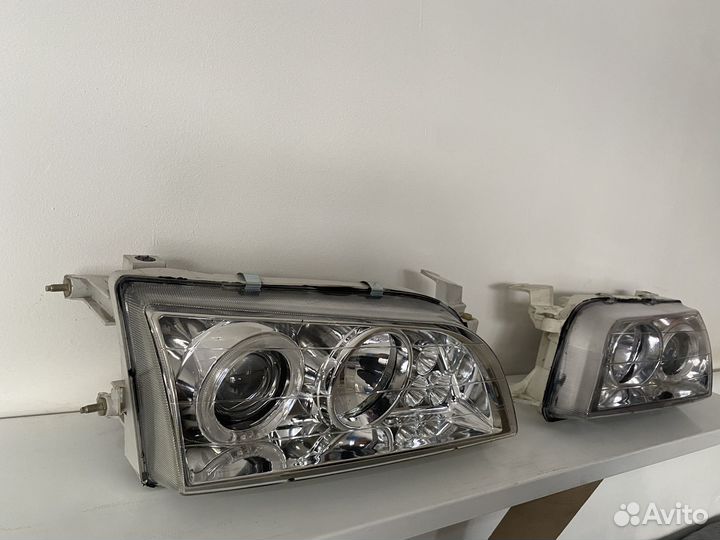 Фары toyota corolla 100