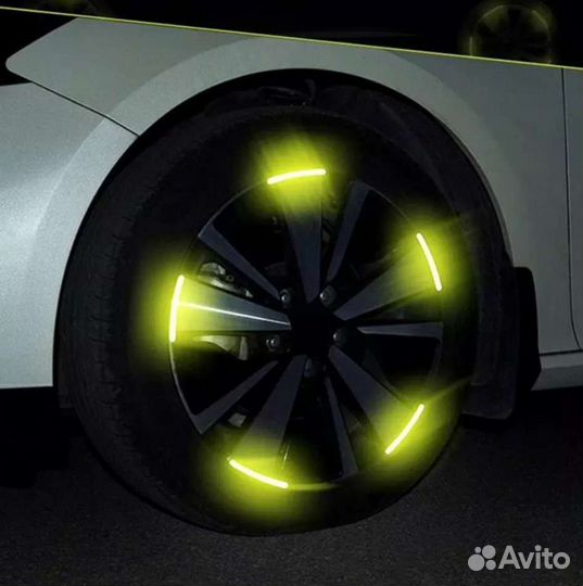 Светоотражающие наклейки