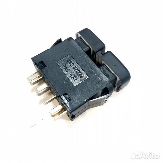 Кнопка габаритов и ближнего света Ваз 2114, 2123