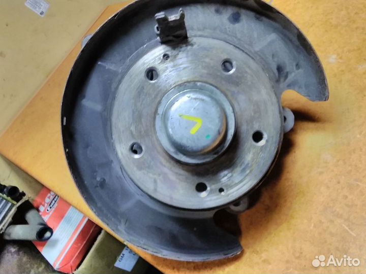 Кулак поворотный задний правый для SsangYong Actyo