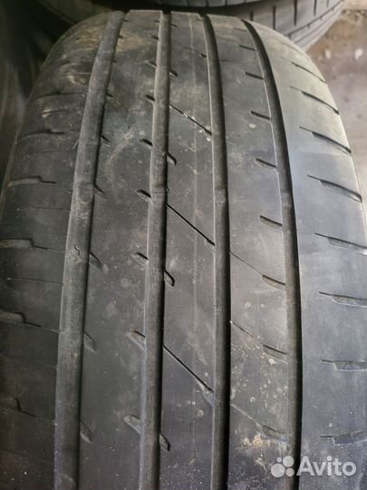 Dunlop Enasave RV504 215/60 R17