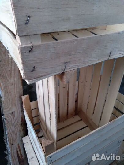 Ящики-пласмасса и деревянные для мелочей