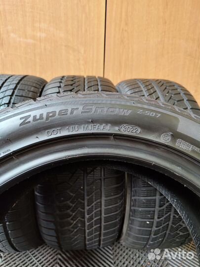 Goodride Zuper Snow Z-507 235/45 R17