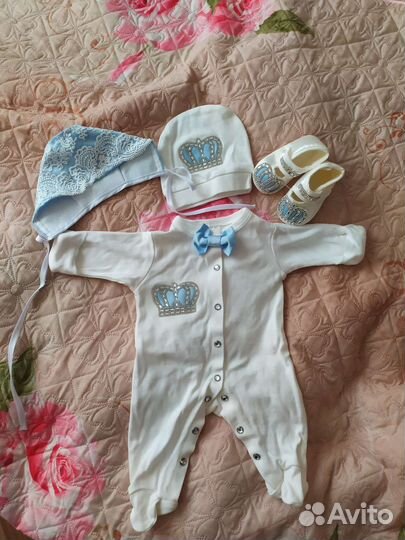 Нарядный конверт на выписку для мальчика