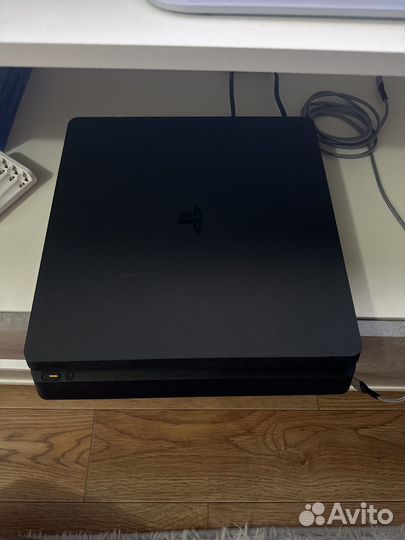 Sony PS4 slim 1tb
