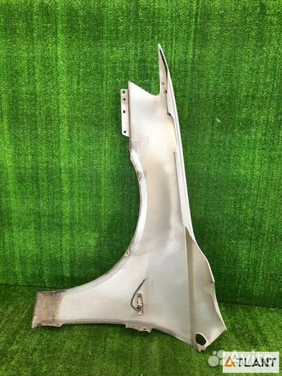 Крыло переднее правое mitsubishi galant fortis