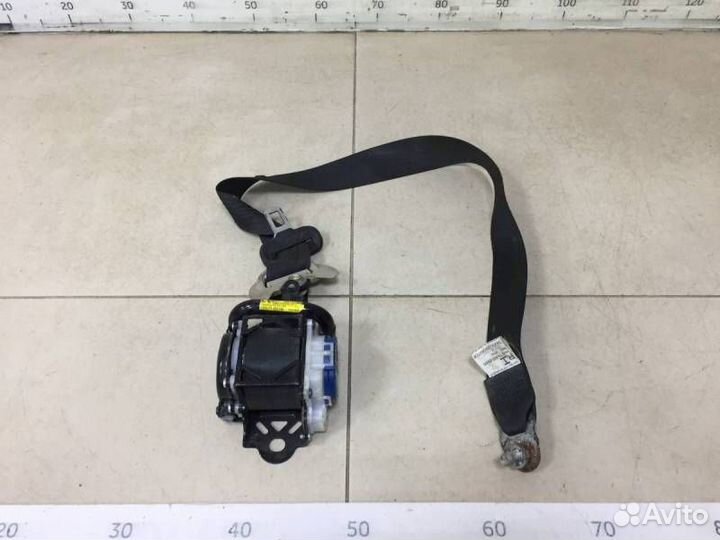 Б/У Ремень безопасности с пиропатроном 7000D536