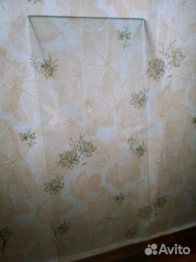 Стеклянная полка