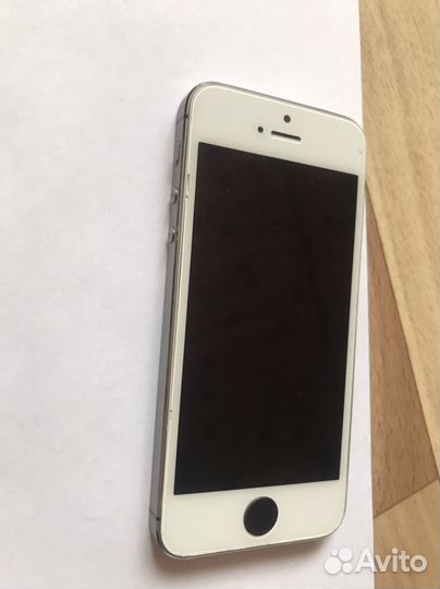 iPhone 5S, 16 ГБ