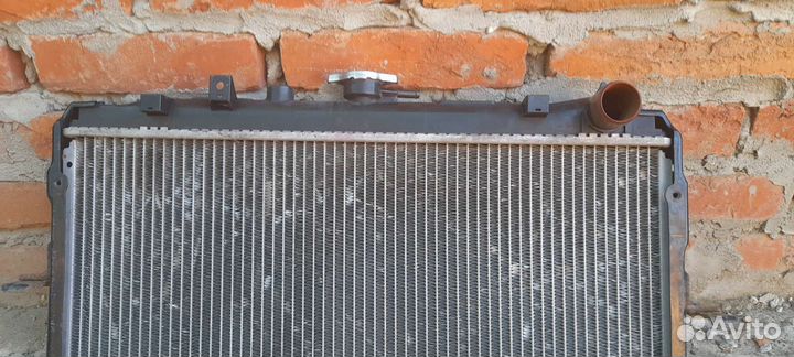 Радиатор nissan vanette