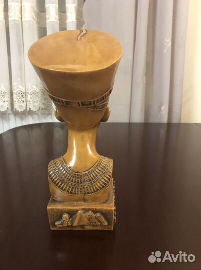 Нефертити бюст. Сувенир из Египта