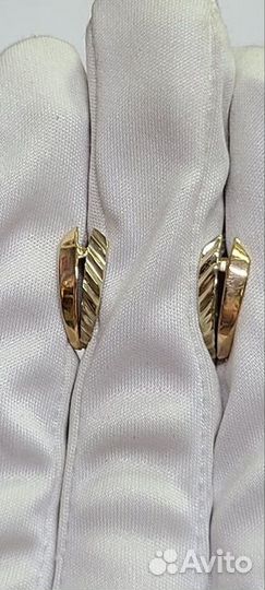 Золотые серьги