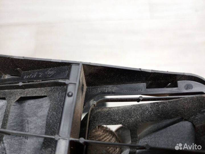 Решетка вентиляций багажника Qashqai / X-Trail