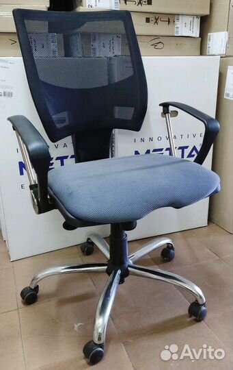 Офисное кресло руководителя бу