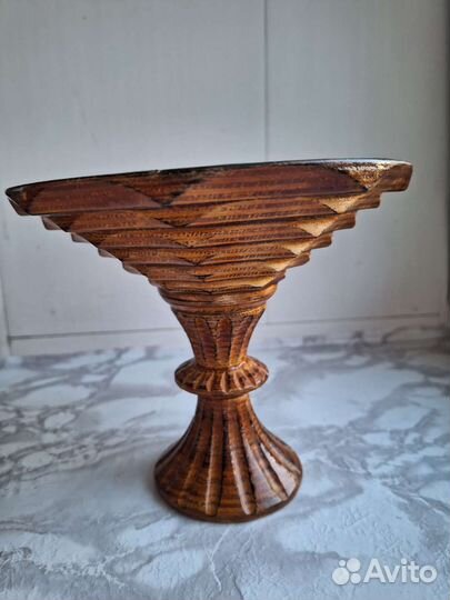 Деревянная вазочка, зеркало