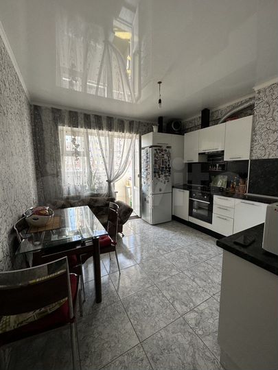 2-к. квартира, 69 м², 10/12 эт.