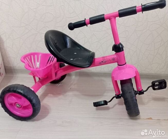 Трехколесный велосипед