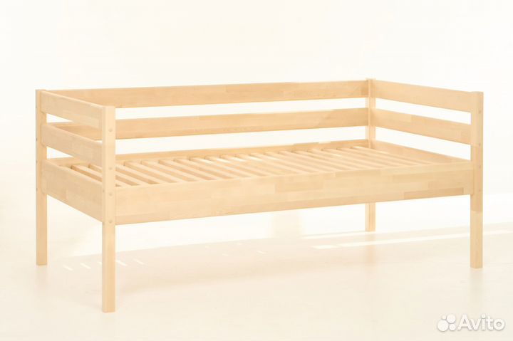 Кровать детская с бортиком