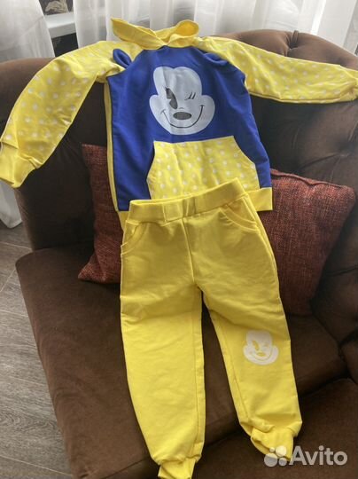 Спортивный костюм