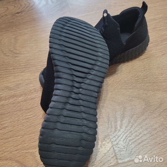 Кроссовки/слипоны Skechers женские 37,5 размер