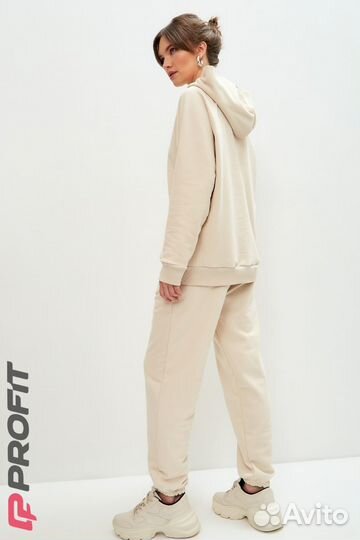 Спортивный костюм женский, новогодние игрушки