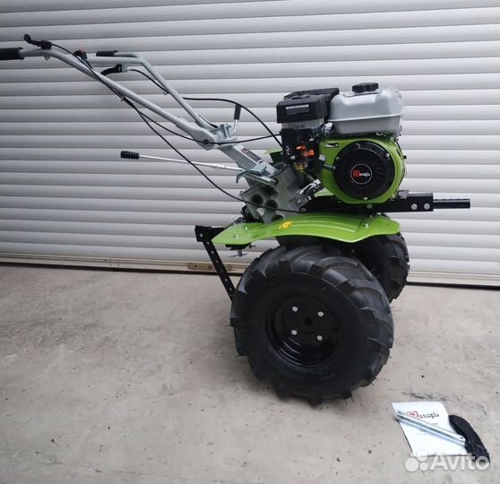 Мотоблок Пахарь 8 лс, 3+1 передачи Экстрим