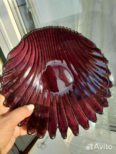 Салатники - фруктовницы из цветного стекла