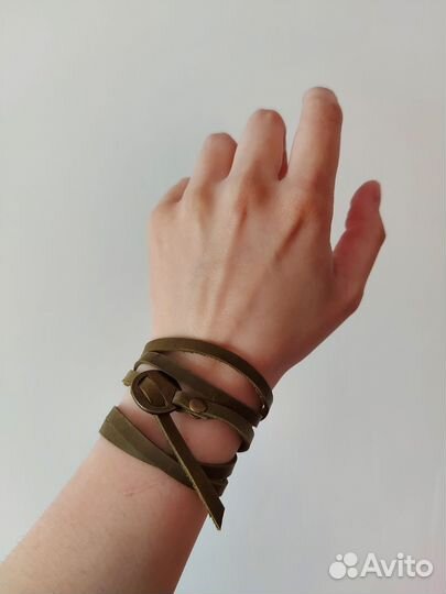 Браслет кожаный женский