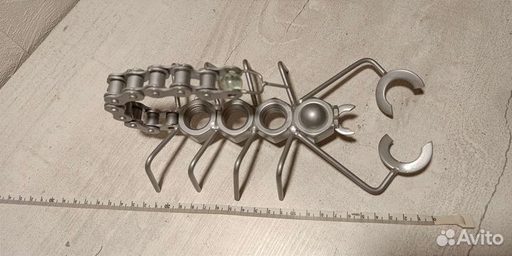 Статуэтка железная скорпион