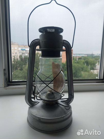 Керосиновая лампа летучая мышь