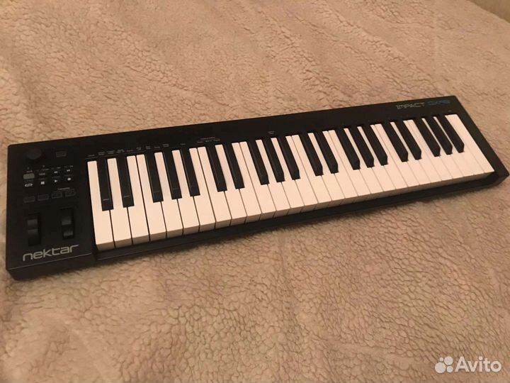 Миди клавиатура Nektar Impact GX49